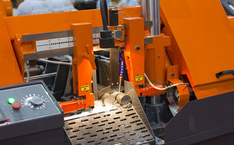 南山龙门带锯床具备哪些优点？